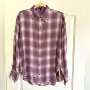 NWOT Women’s Express Flannel Oversized Shirt Size Small